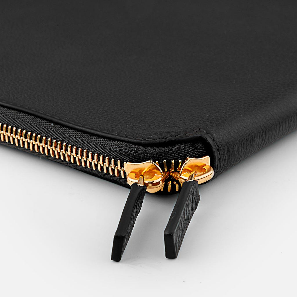 housse ordi en cuir avec fermeture noir